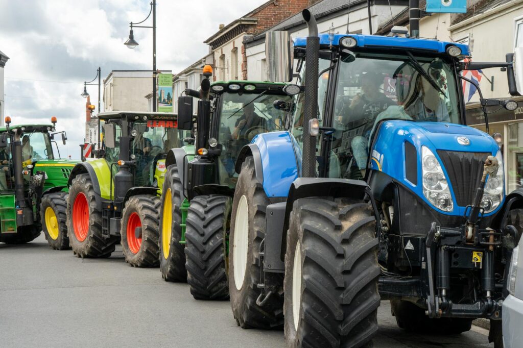 Tractor Lighting Regulations UK: Everything You Need to Know for Road Use